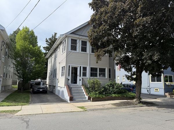 32-34 Chestnut St., Unit 32, Belmont, MA 02478