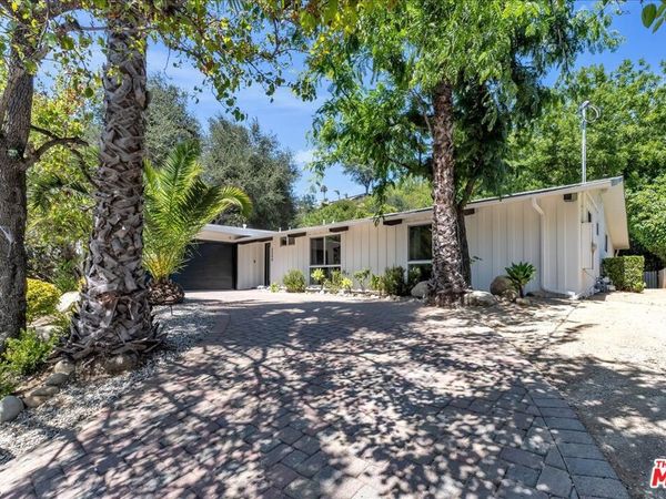 3500 Woodcliff Road, Sherman Oaks, CA 91403