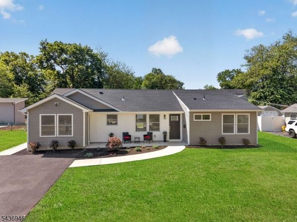 19 Springdale Rd, South Brunswick, NJ 08824