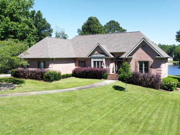 130 Beechvalley Drive, Sharpsburg, GA 30277