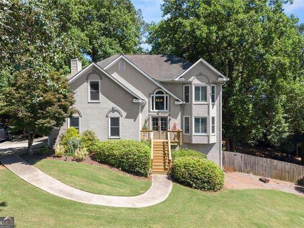 104 Caracas Drive, Woodstock, GA 30188