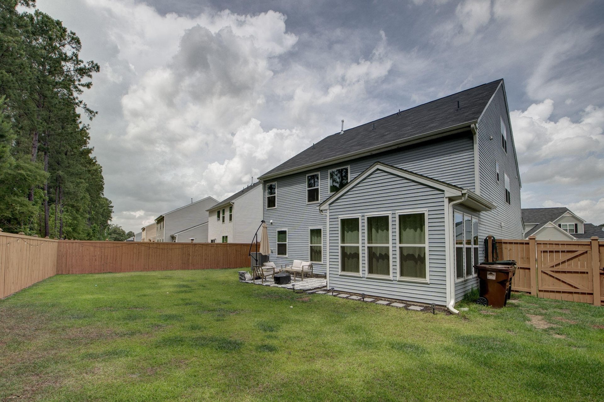 339 Blue Oak Drive Photo 18