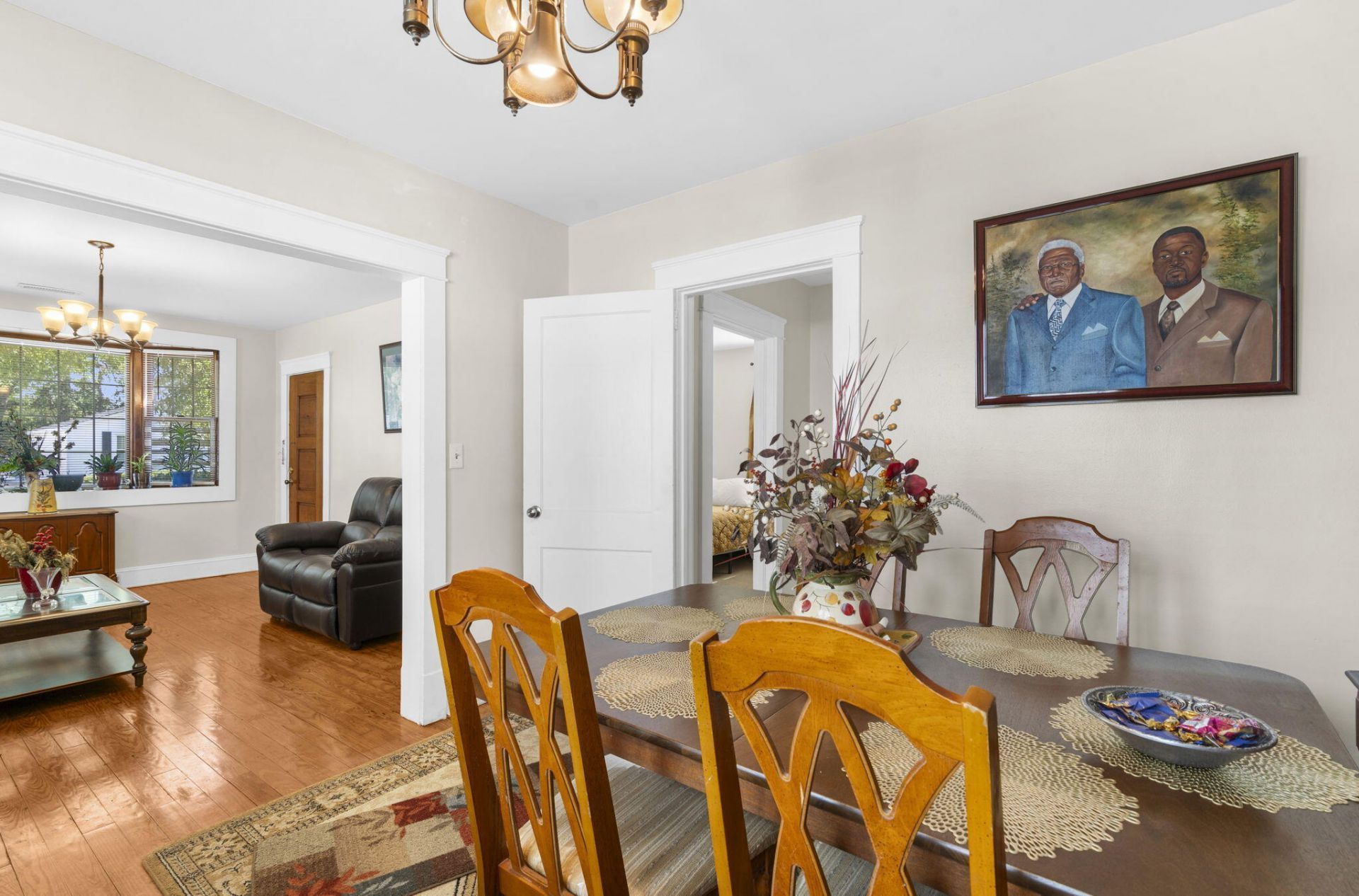 26 Alberta Avenue Photo 15