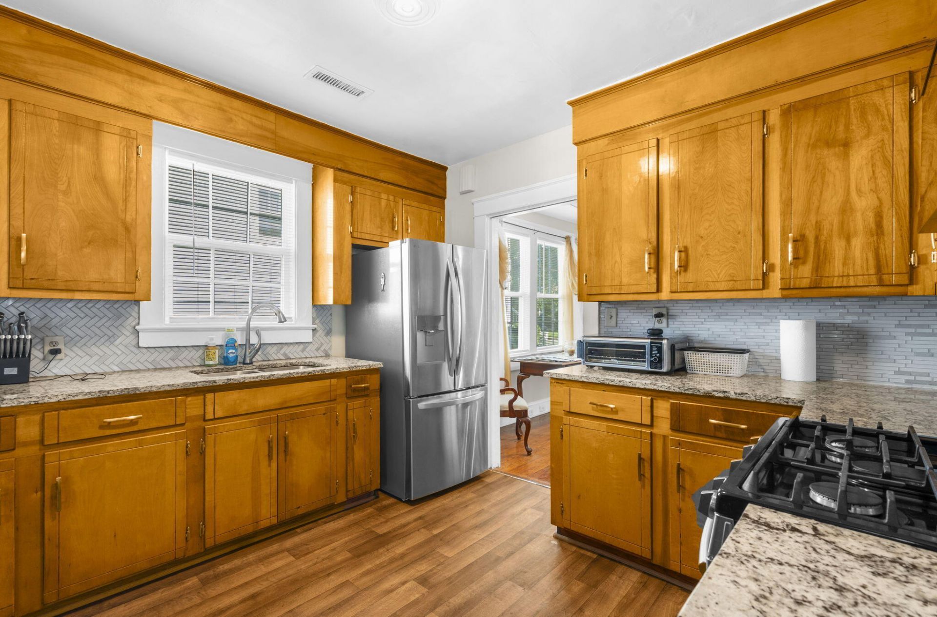 26 Alberta Avenue Photo 18