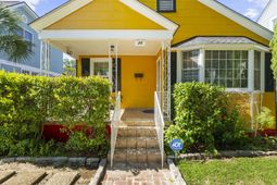 26 Alberta Avenue photo 4