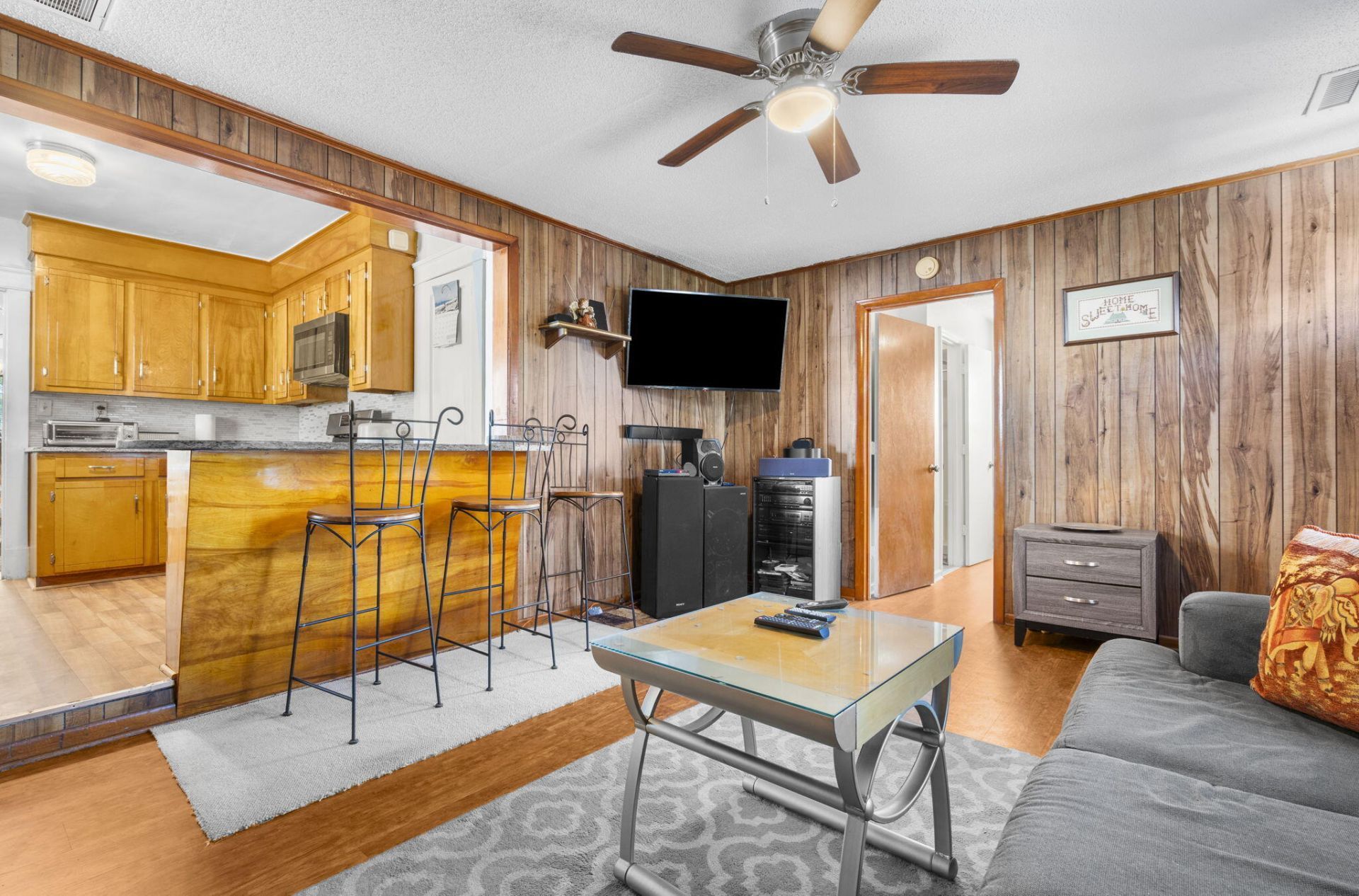 26 Alberta Avenue Photo 22