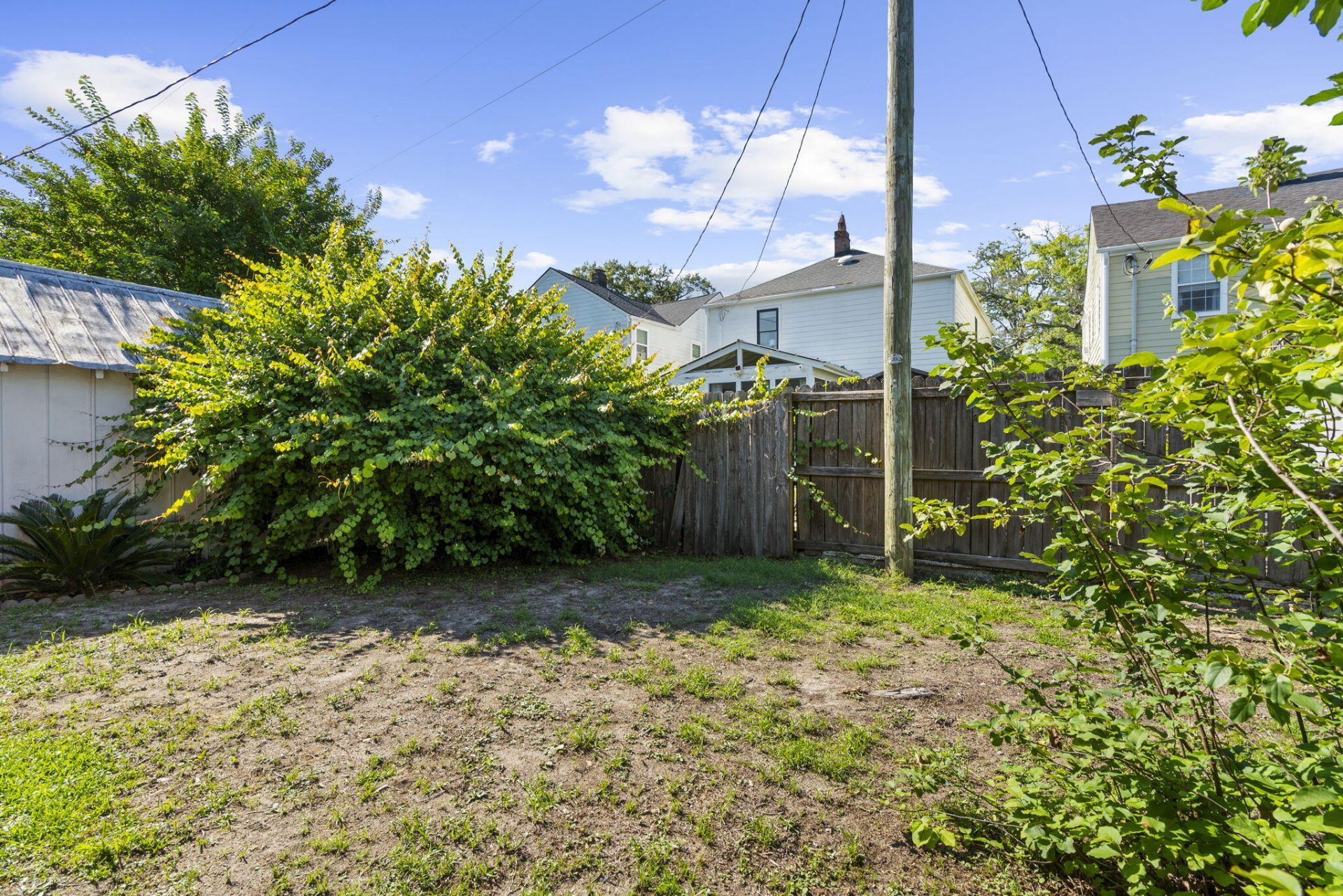 26 Alberta Avenue Photo 29