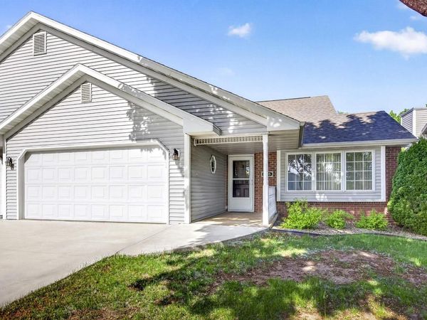 238 LAKE POINTE DRIVE, Oshkosh, WI 54904