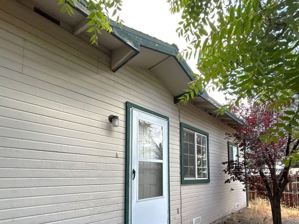715 19th Street, Sparks, NV 89431