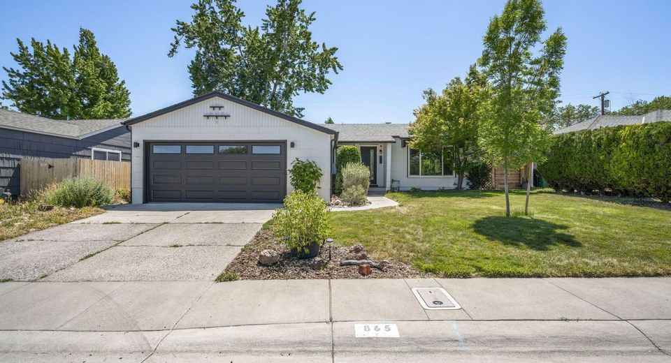 865 Munley Drive, Reno, NV 89503 Photo
