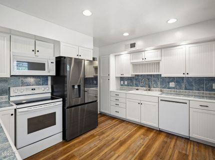865 Munley Drive, Reno, NV 89503 Photo