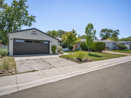 865 Munley Drive, Reno, NV 89503 Photo