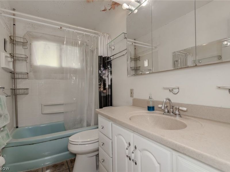 1562 Empire Road , Wickliffe, OH 44092 Photo 14