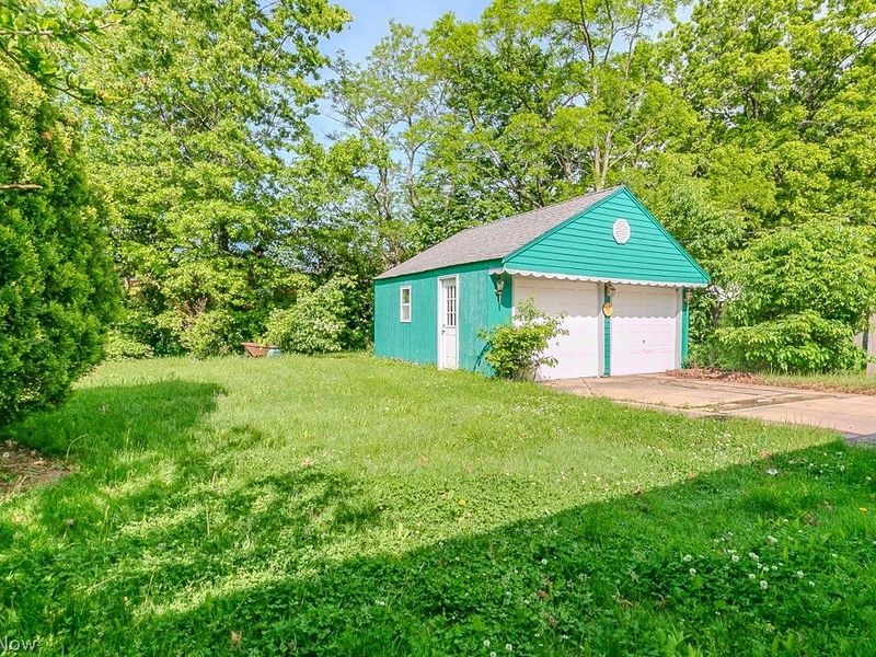 1562 Empire Road , Wickliffe, OH 44092 Photo 21