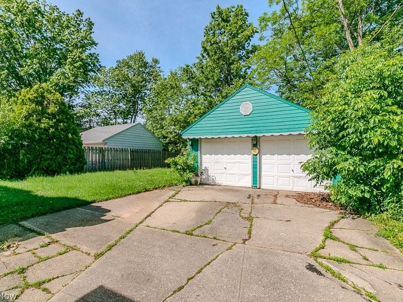 1562 Empire Road , Wickliffe, OH 44092 Photo 24