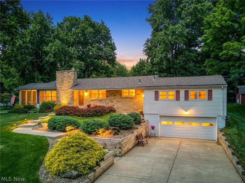 7471 Skyview Drive , Kent, OH 44240 Photo 1