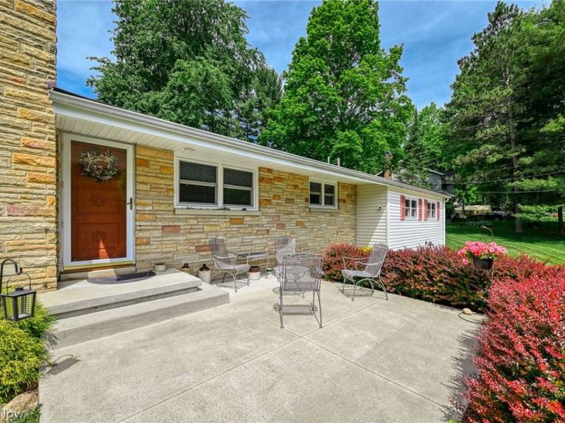 7471 Skyview Drive , Kent, OH 44240 Photo 5