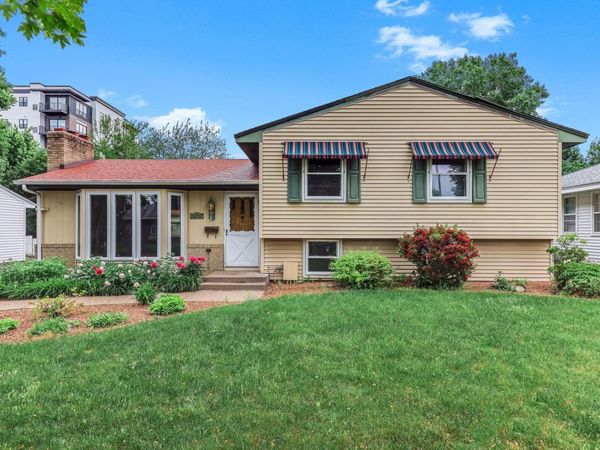 6237 Russell Avenue S, Richfield, MN 55423