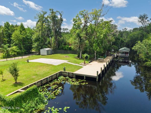 5079 HIDE A WAY Drive, Jacksonville, FL 32258