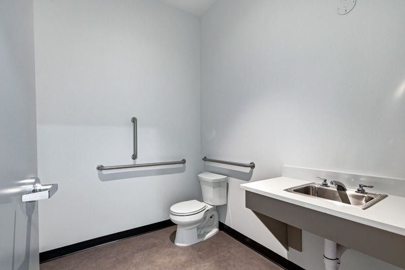 116 Professional Park Dr. Photo 12