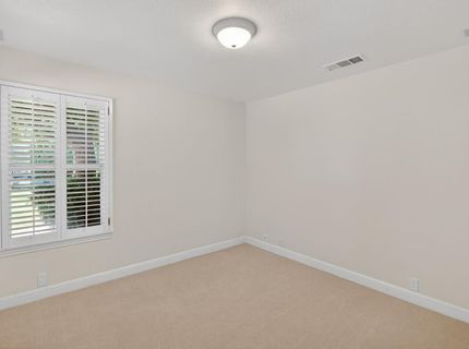 8595 Mackey Rd, Elk Grove, CA 95624 Photo