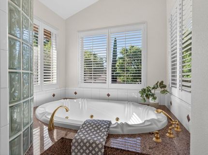 8595 Mackey Rd, Elk Grove, CA 95624 Photo