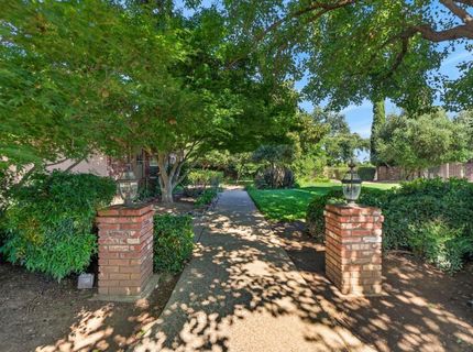 8595 Mackey Rd, Elk Grove, CA 95624 Photo