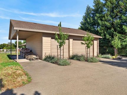 8595 Mackey Rd, Elk Grove, CA 95624 Photo