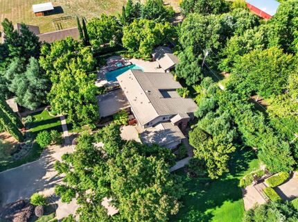 8595 Mackey Rd, Elk Grove, CA 95624 Photo