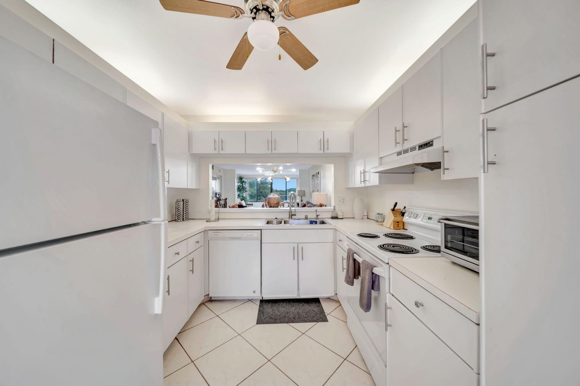 9485 N Belfort Circle, Unit 308, Tamarac, FL 33321 Photo