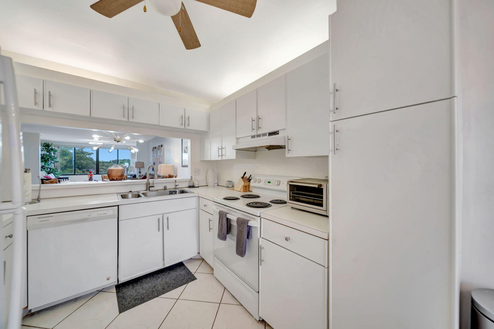 9485 N Belfort Circle, Unit 308, Tamarac, FL 33321 Photo