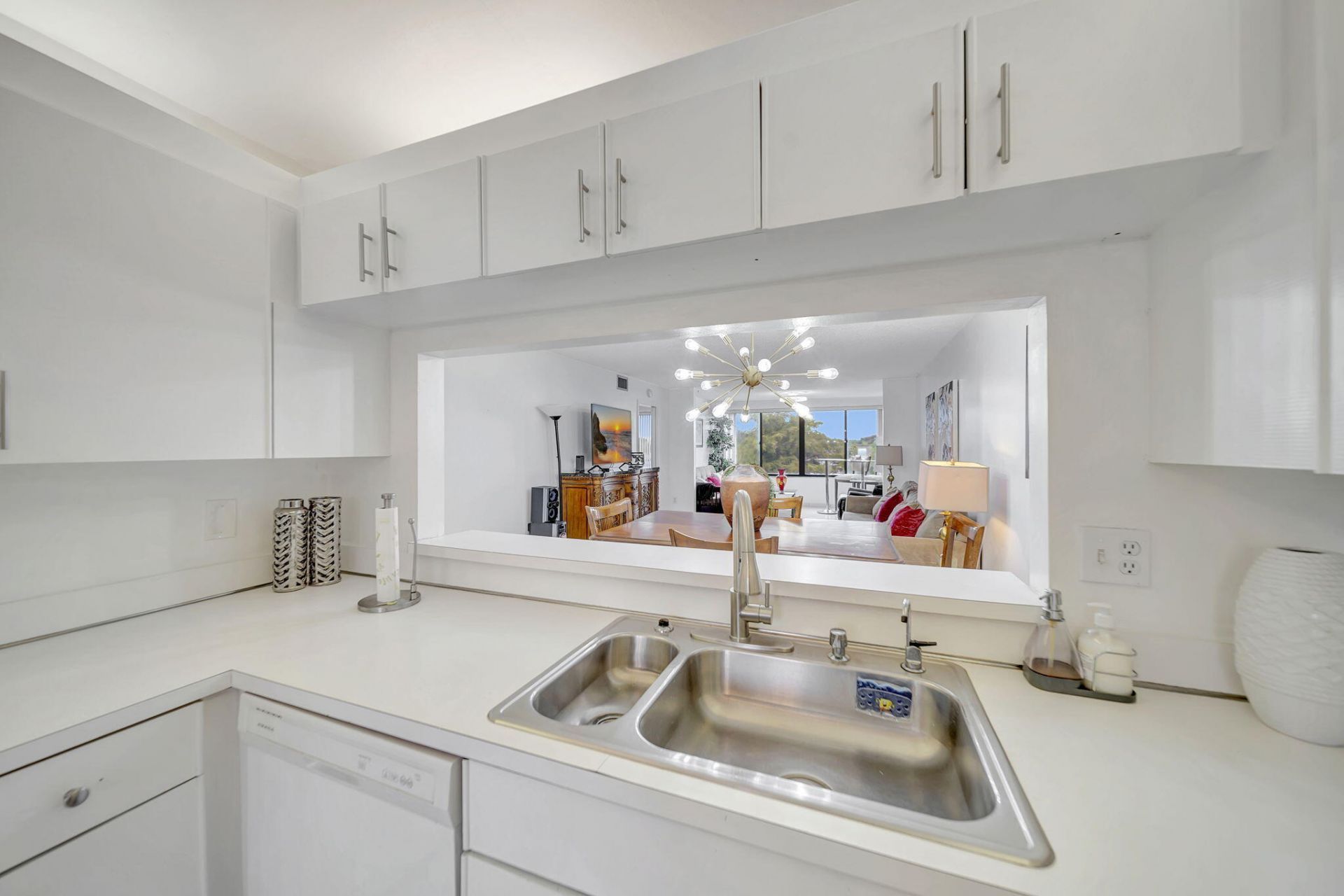 9485 N Belfort Circle, Unit 308, Tamarac, FL 33321 Photo