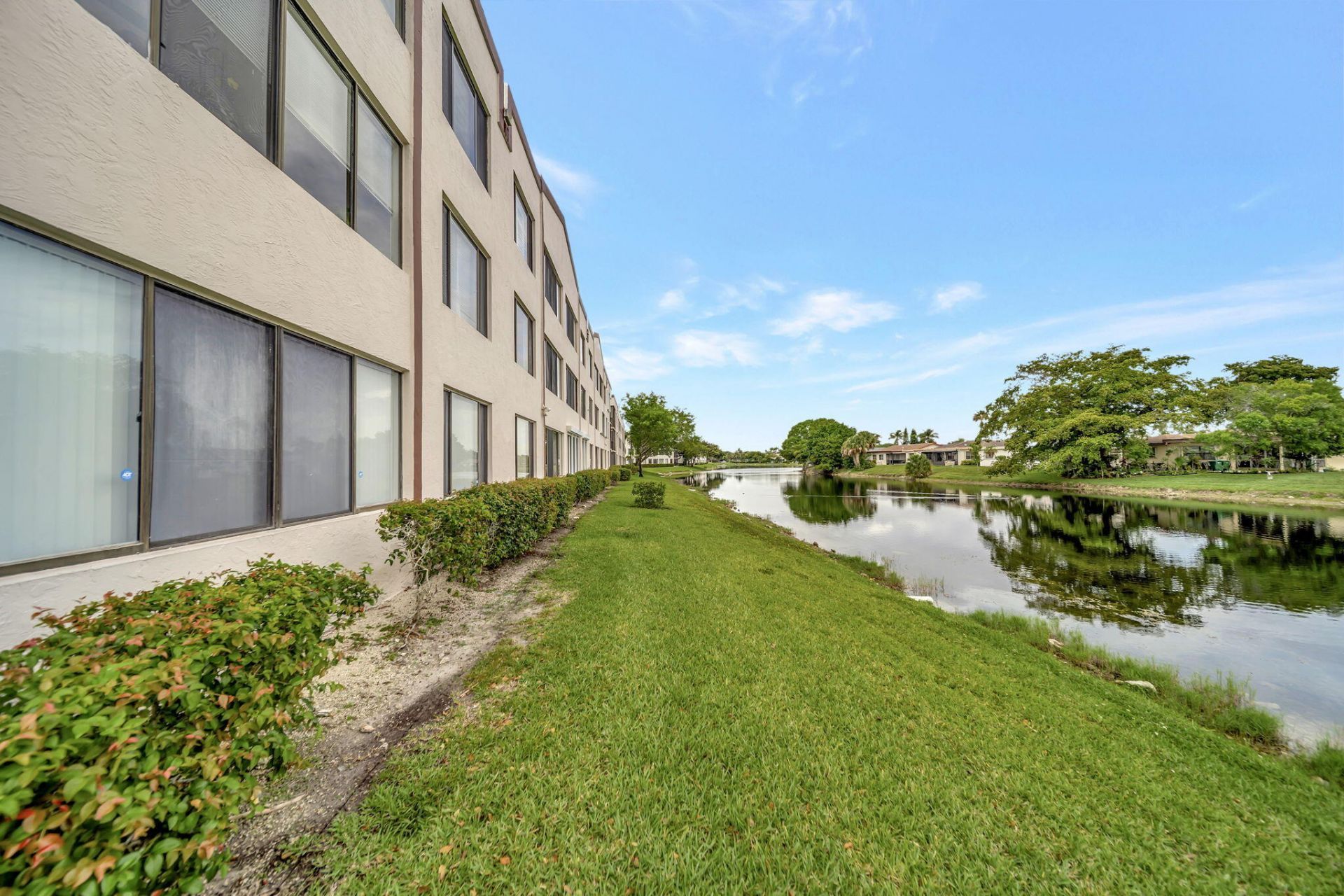 9485 N Belfort Circle, Unit 308, Tamarac, FL 33321 Photo