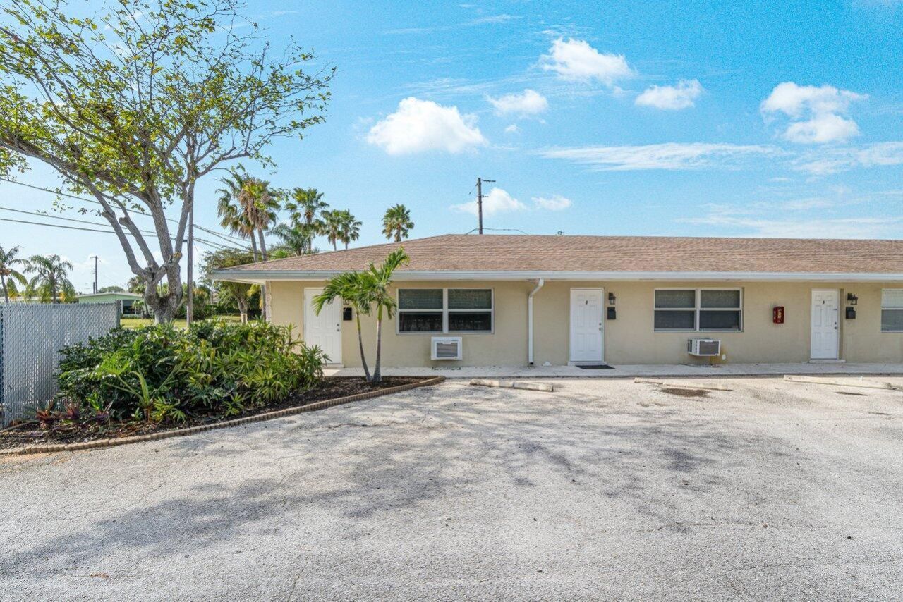 751 Hummingbird Way, Unit 1, North Palm Beach, FL 33408 Photo