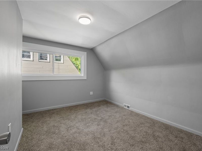 143 Malacca Street , Akron, OH 44305 Photo 18