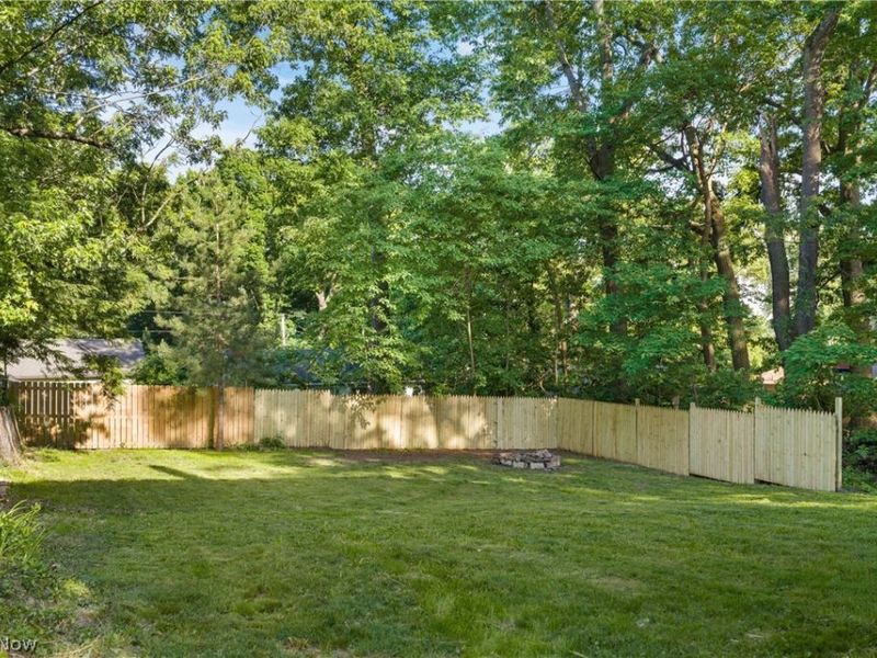 143 Malacca Street , Akron, OH 44305 Photo 30