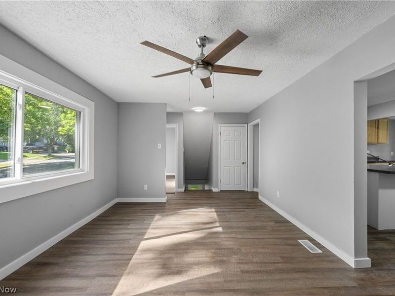 143 Malacca Street , Akron, OH 44305 Photo 6