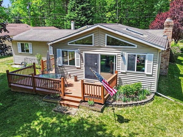 3336 Canal Drive, Hale, MI 48739