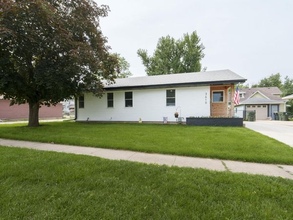 3410 STONE AVE, Sioux City, IA 51106