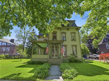 440 Park Avenue , Waverly, NY 14892