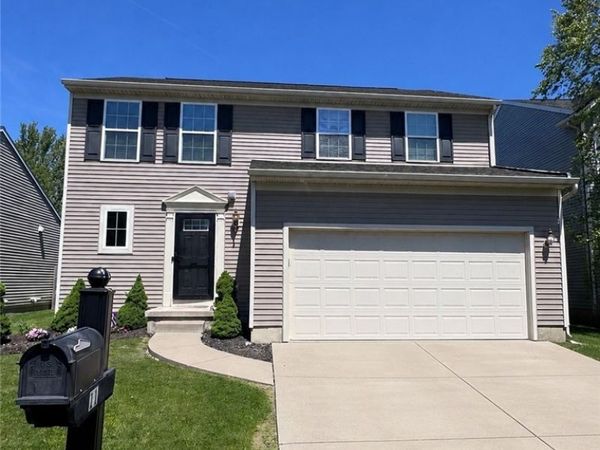 11 Scooter Lane , Hamburg, NY 14075