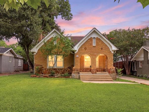 825 Thomasson Drive , Dallas, TX 75208