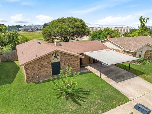 6512 Old Mill Circle, Watauga, TX 76148
