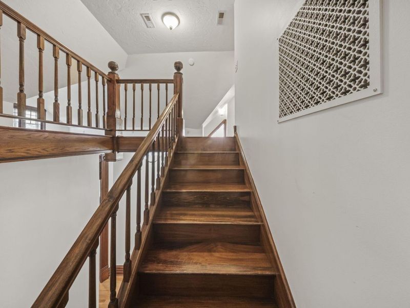 37 W 3rd Avenue , Columbus, OH 43201 Photo 29
