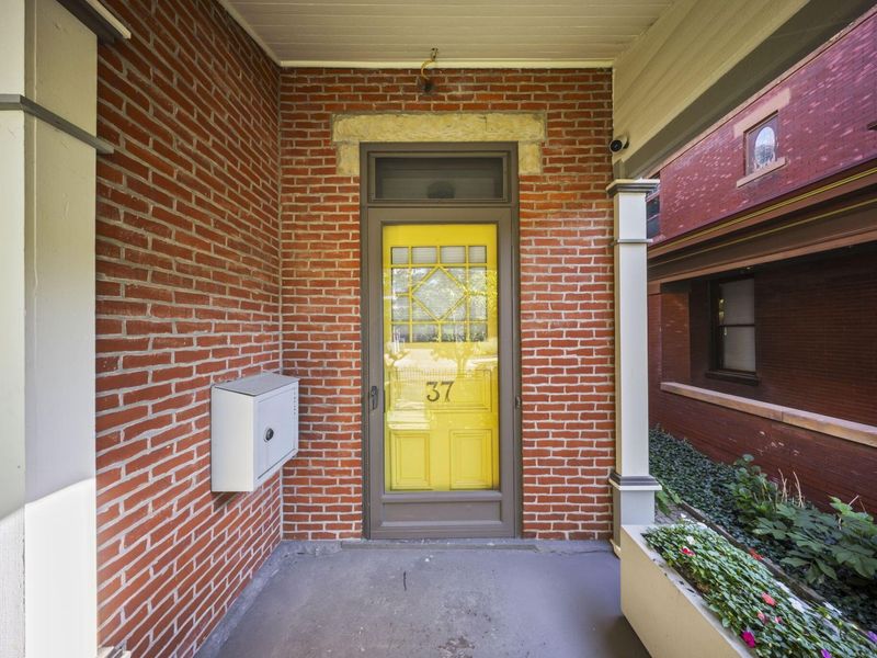 37 W 3rd Avenue , Columbus, OH 43201 Photo 3
