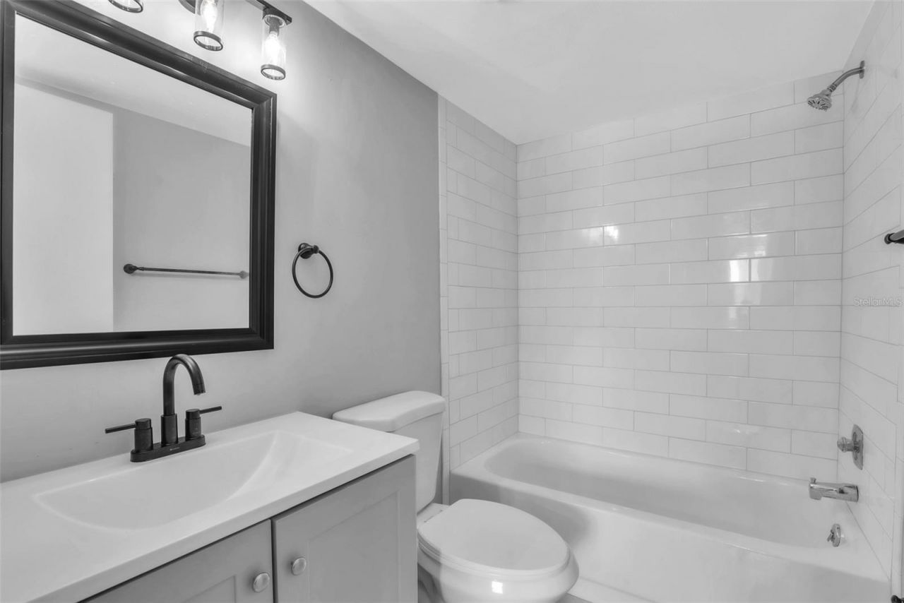 3281 Beneva Road , Unit 202, Sarasota, FL 34232 Photo