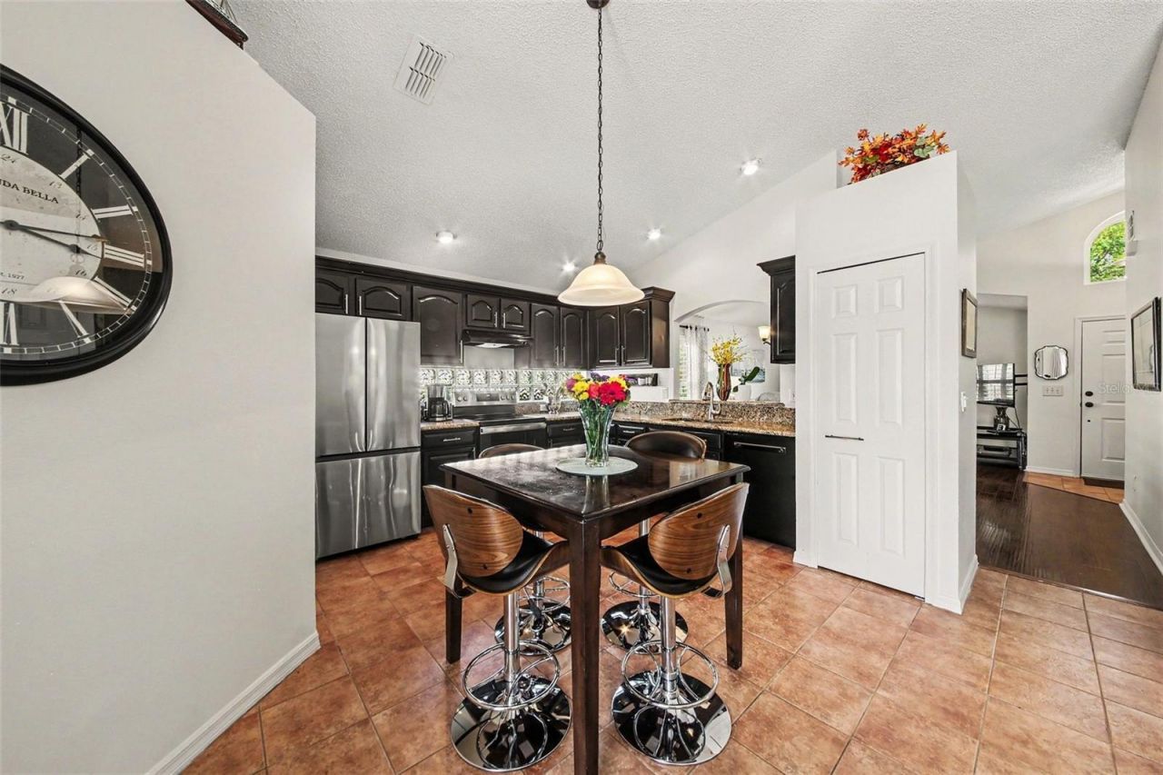 2936 Moorcroft Ct , Orlando, FL 32817 Photo