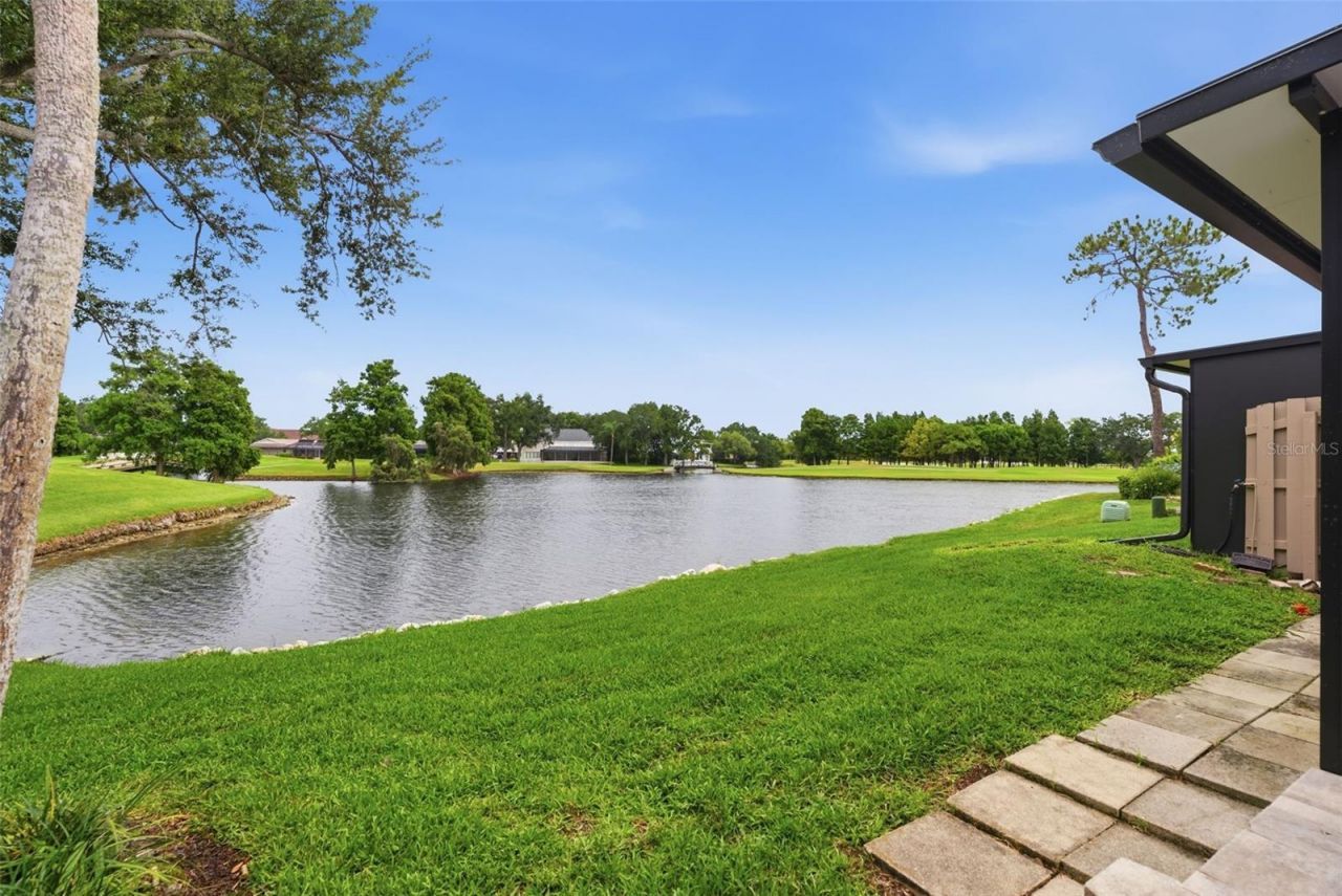 13988 Lake Point Drive, Clearwater, FL 33762 Photo