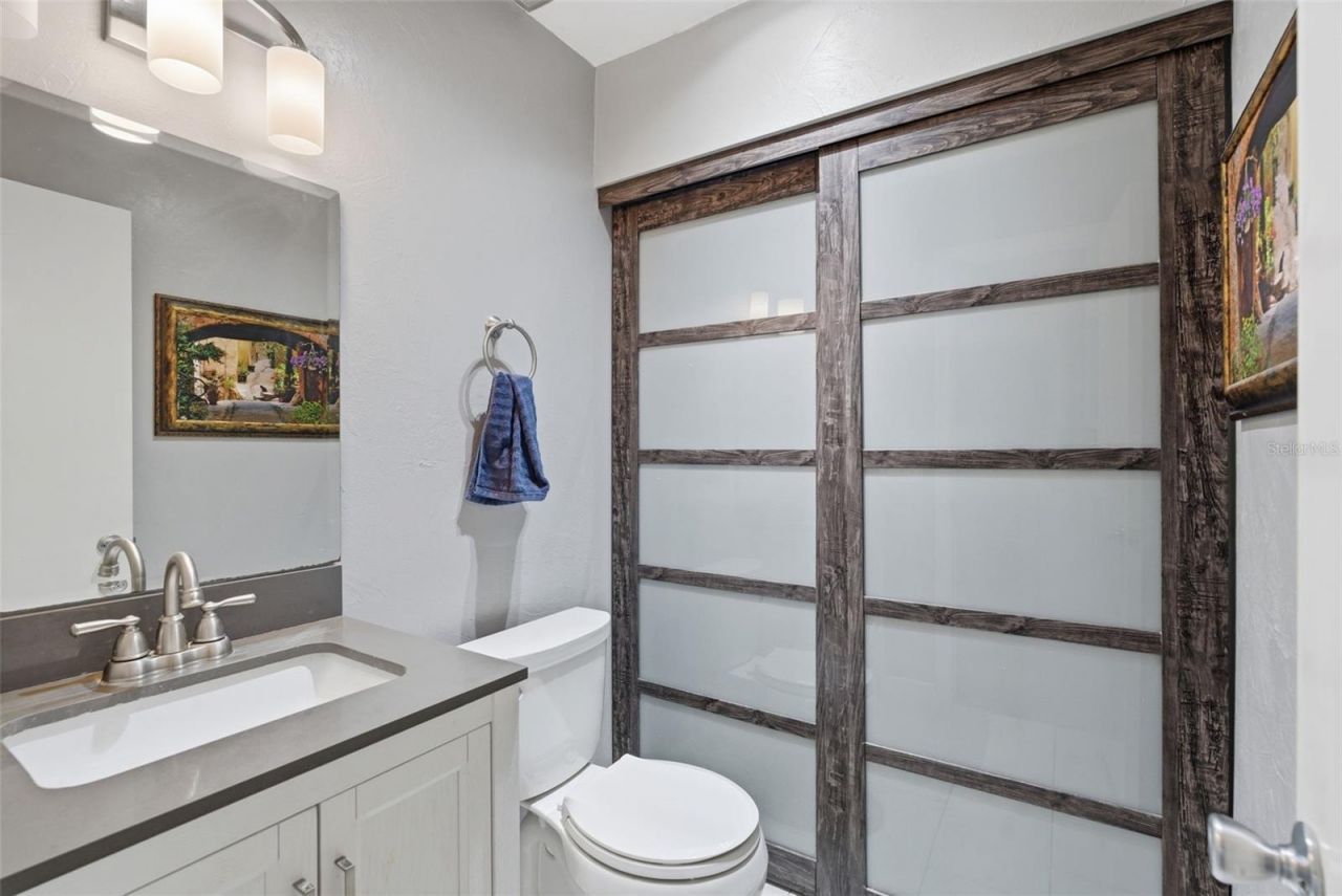 13988 Lake Point Drive, Clearwater, FL 33762 Photo