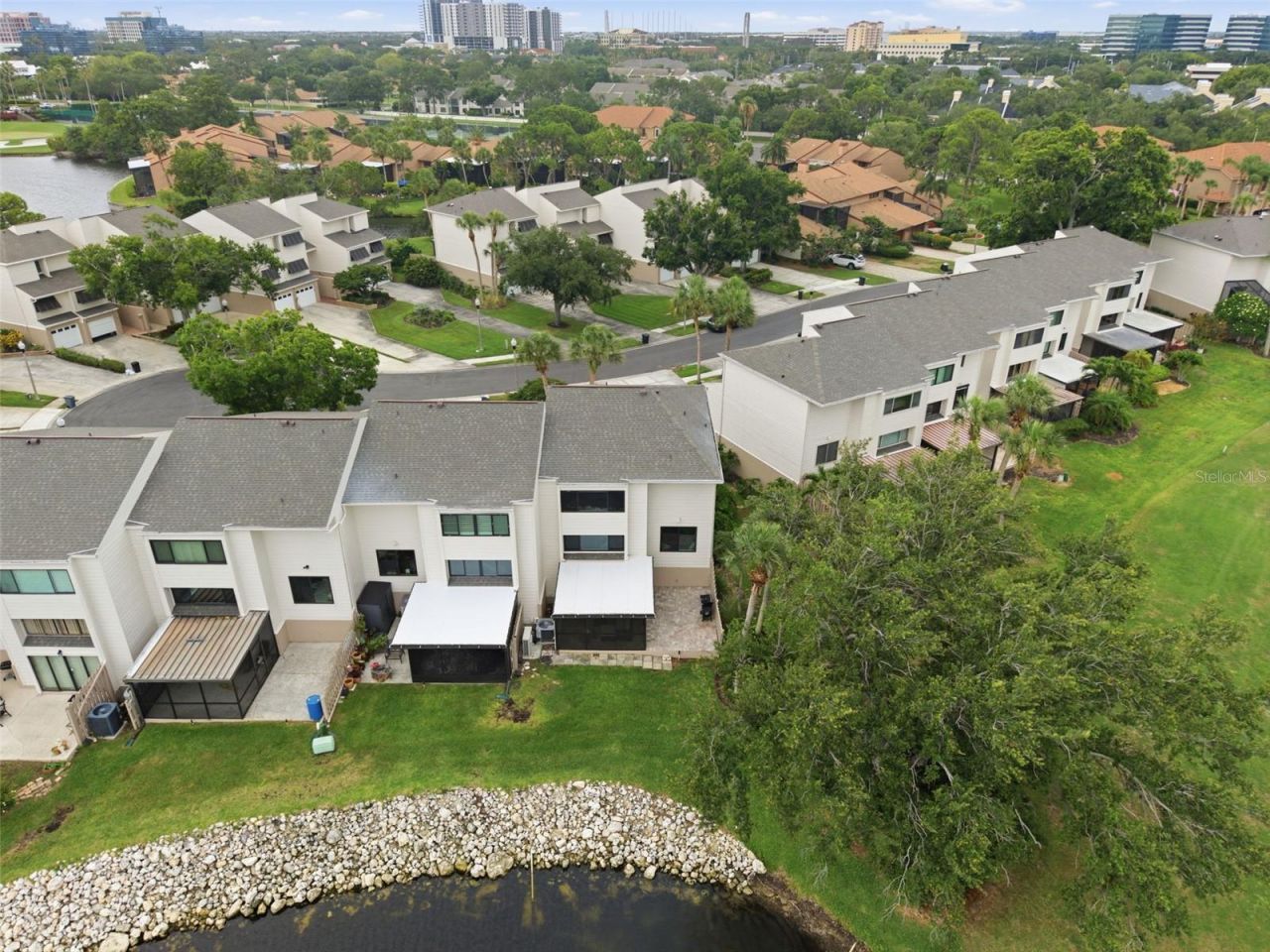 13988 Lake Point Drive, Clearwater, FL 33762 Photo